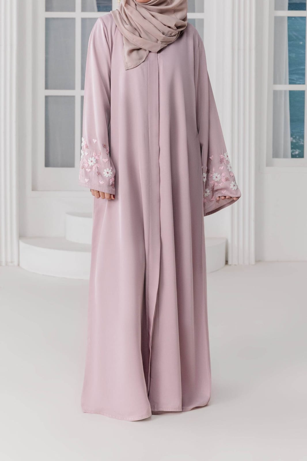 Embroidered Sleeves Abaya
