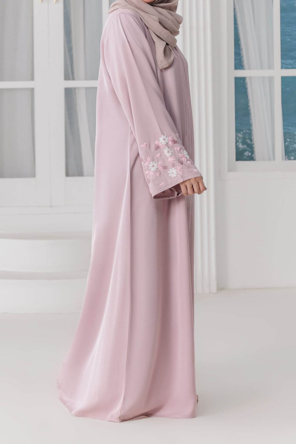Embroidered Sleeves Abaya