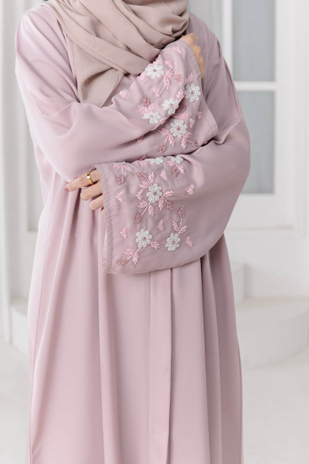Embroidered Sleeves Abaya